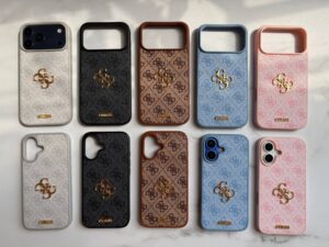 قاب موبایل آیفون Guess